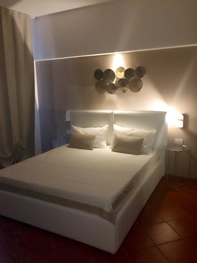 Marie Rose Luxury B&B & Apartment Desenzano del Garda Exterior photo