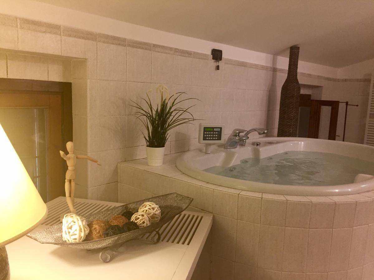 Marie Rose Luxury B&B & Apartment Desenzano del Garda Exterior photo